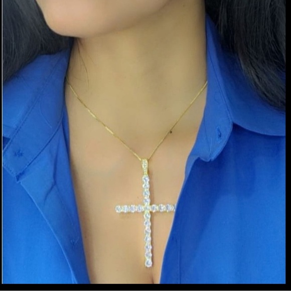 FASHION JEWELRY RHINESTONE CROSS PENDANT CHAIN WOMEN STAINLESS STEEL GOLD COLOR - Picture 2 of 8
